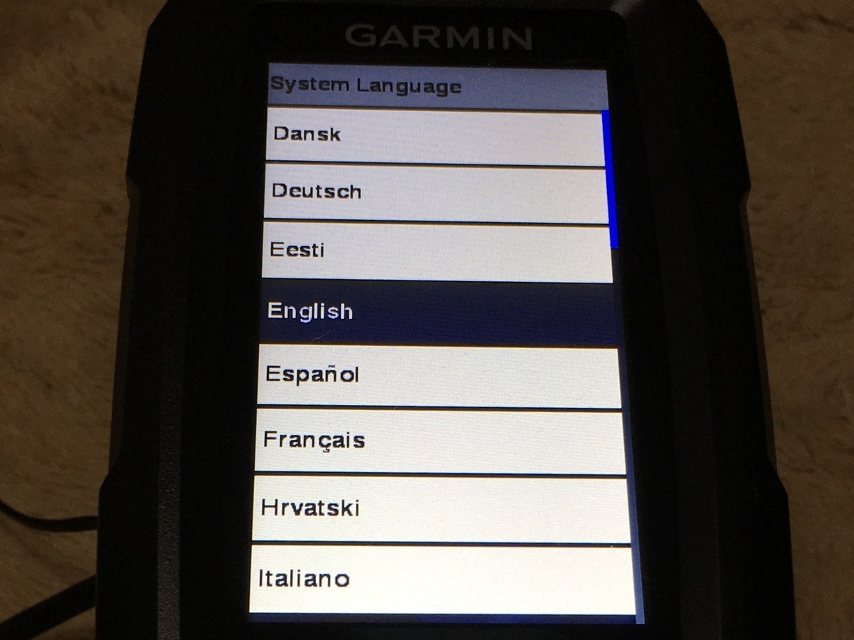 ストライカー4の初期設定で言語を選ぶ