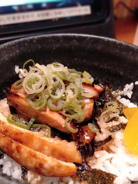 f:id:somei2012:20201006232440j:plain 焼き鳥どん
