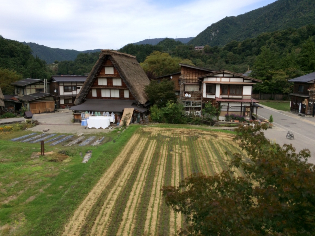 f:id:somejiro:20161017174711j:plain f:id:somejiro:20161017174711j:plain
