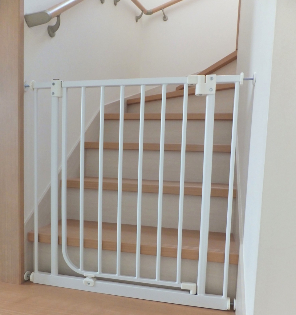 ベビーゲート