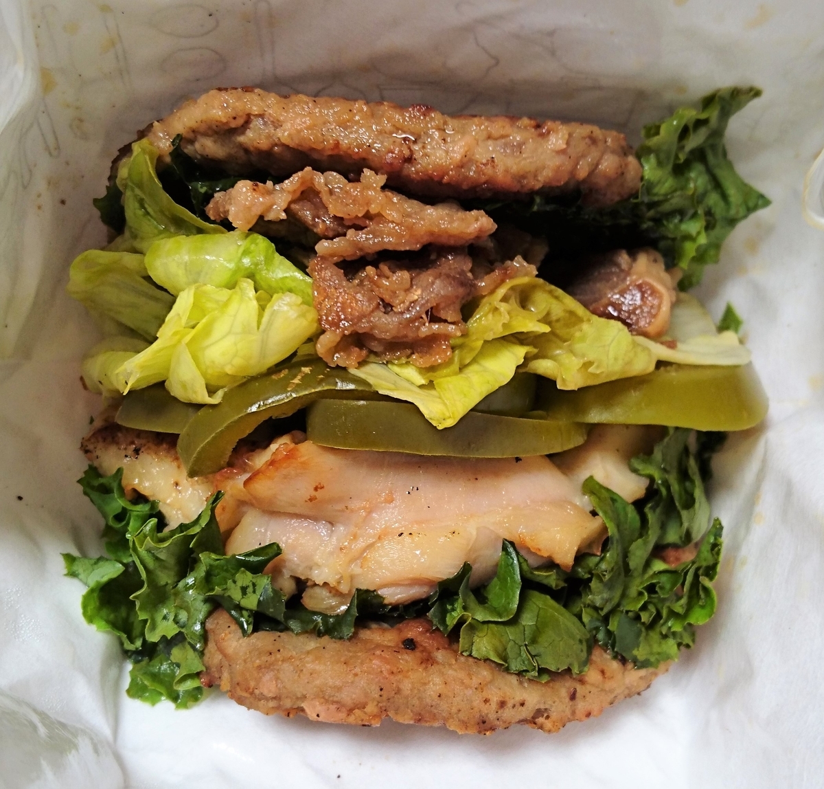 モスバーガー にくにくにくバーガー そこにある何か