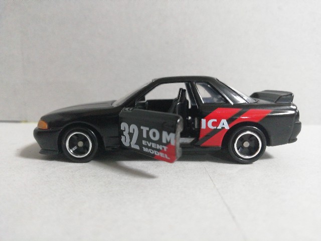 トミカイベントモデル】No.16 日産 スカイラインGT-R（BNR32）【限定