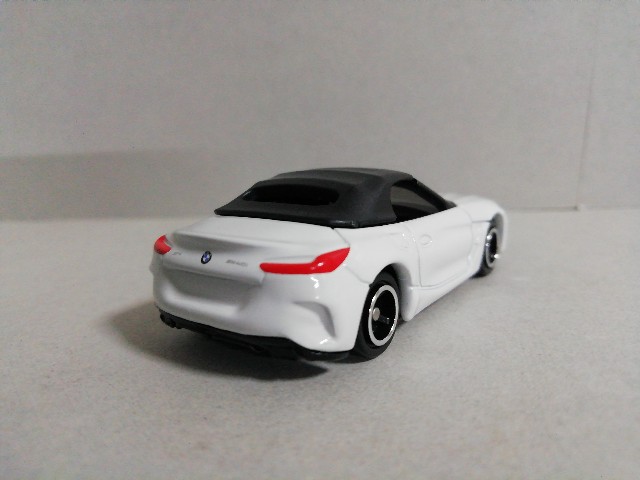 トミカ】No.74 BMW Z4(初回特別仕様)【GRスープラ兄弟車】〔記事