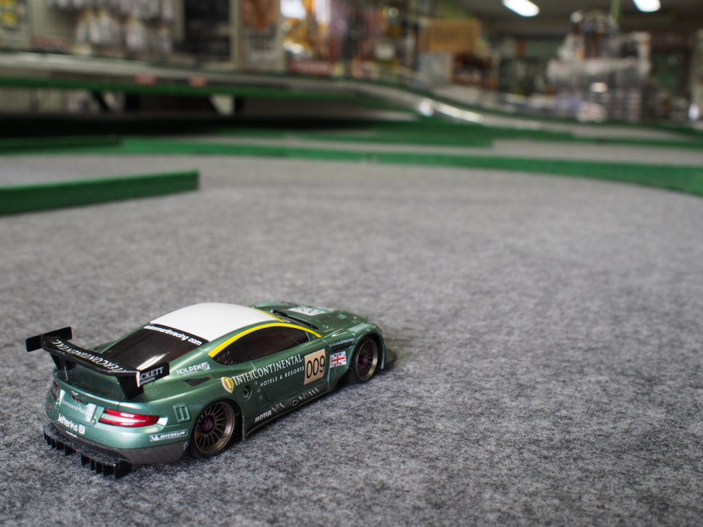 盆栽ミニッツ サーキットデビュー 模型部屋