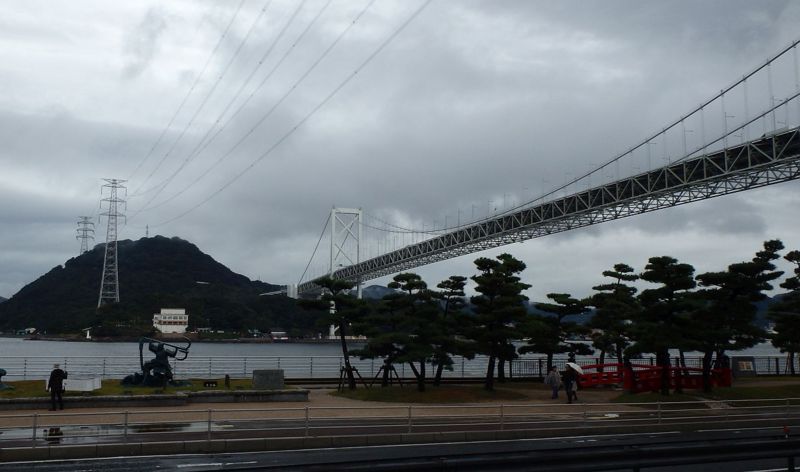 関門橋を下関側より望む