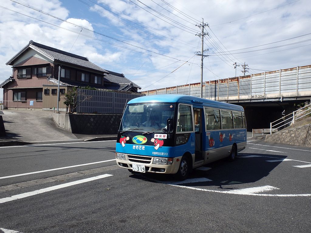 2018.10.18-21 南から北へ115 - バスに乗るのが目的