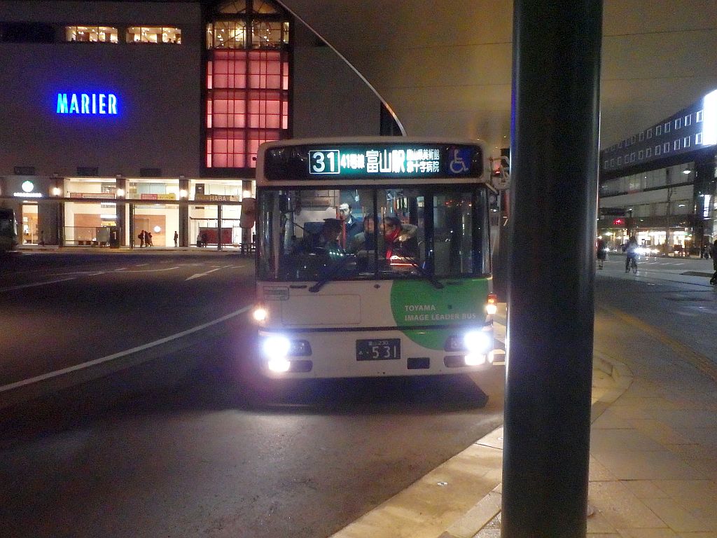 31系統赤十字病院行 富山駅前にて