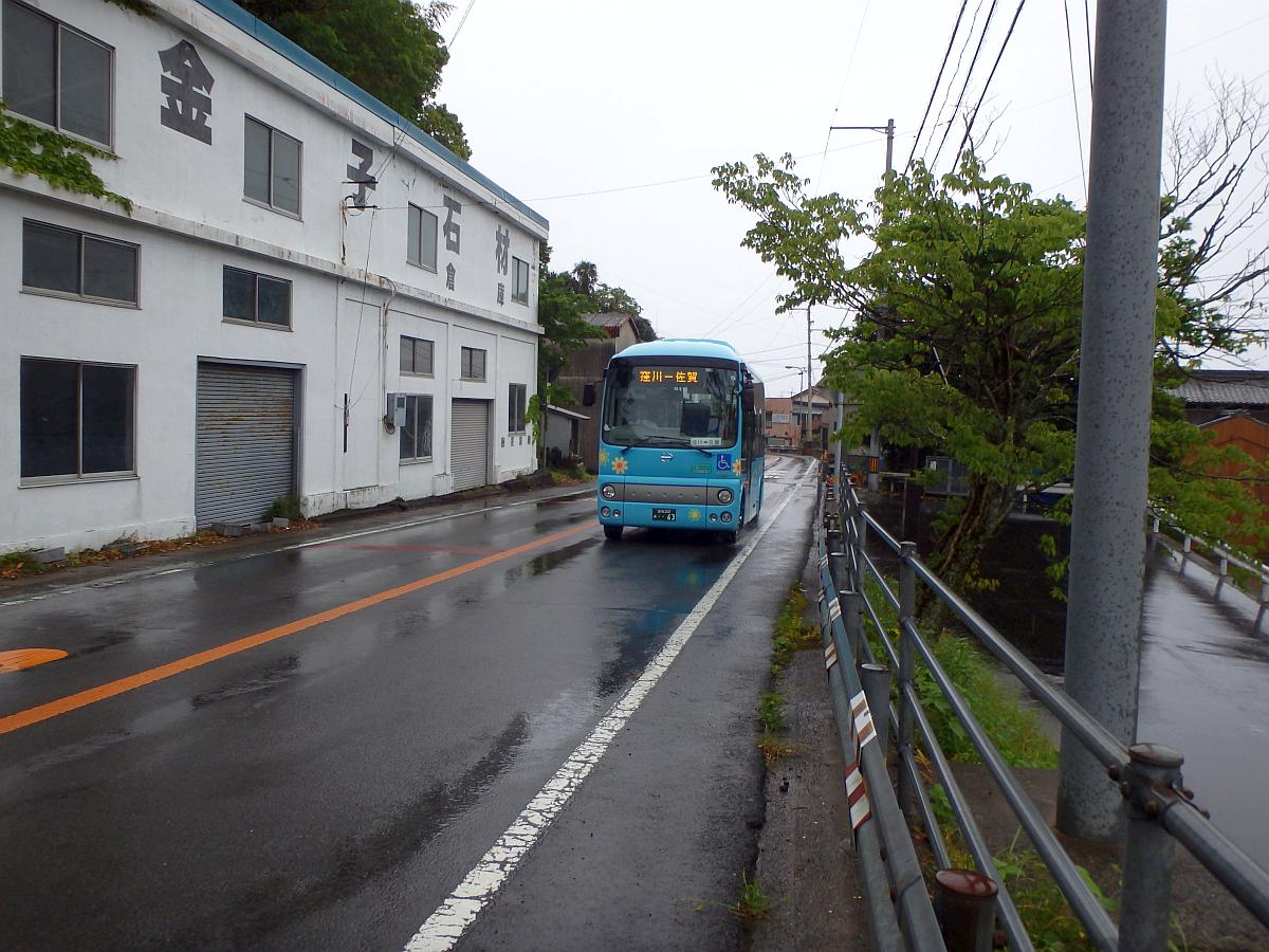 佐賀駅前にて