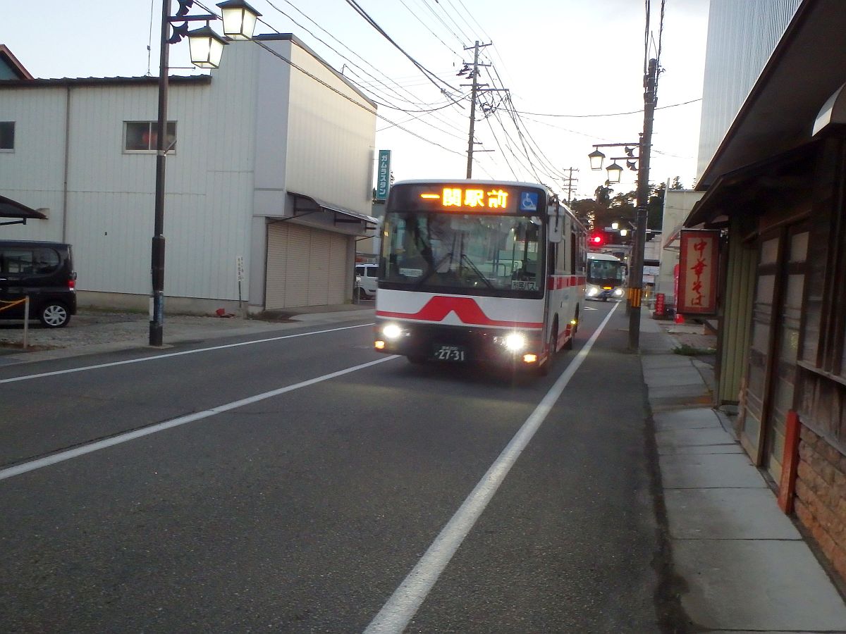 築館にて