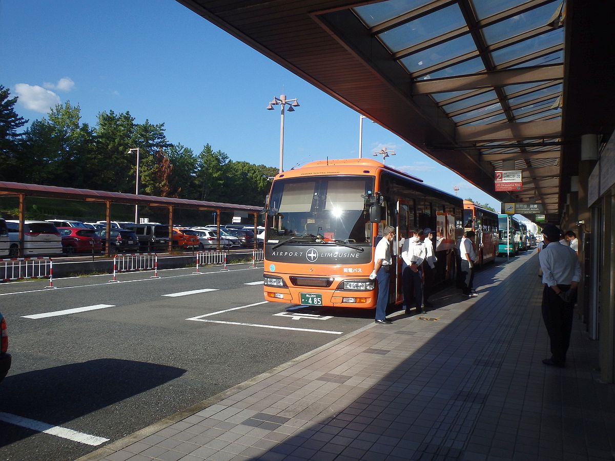 岡山桃太郎空港にて