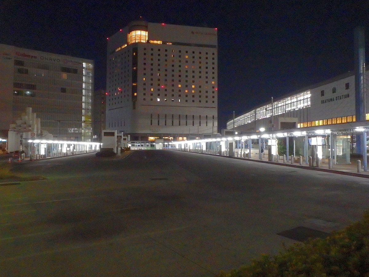 バスのいないバスターミナル