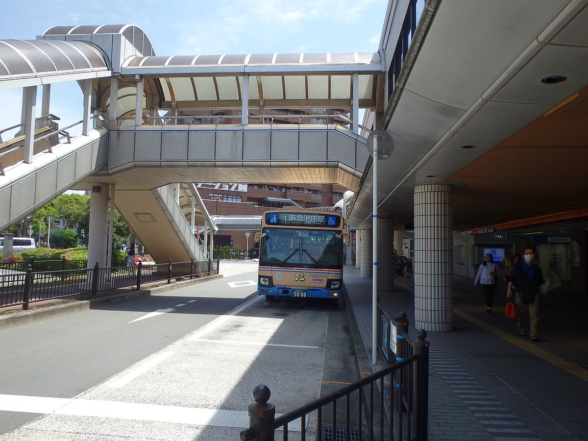 阪急池田駅にて