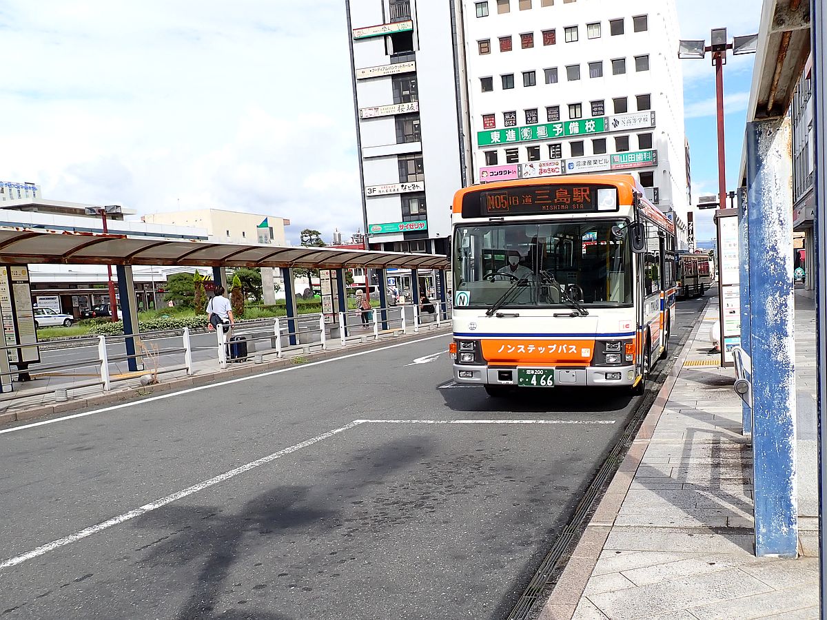 沼津駅にて