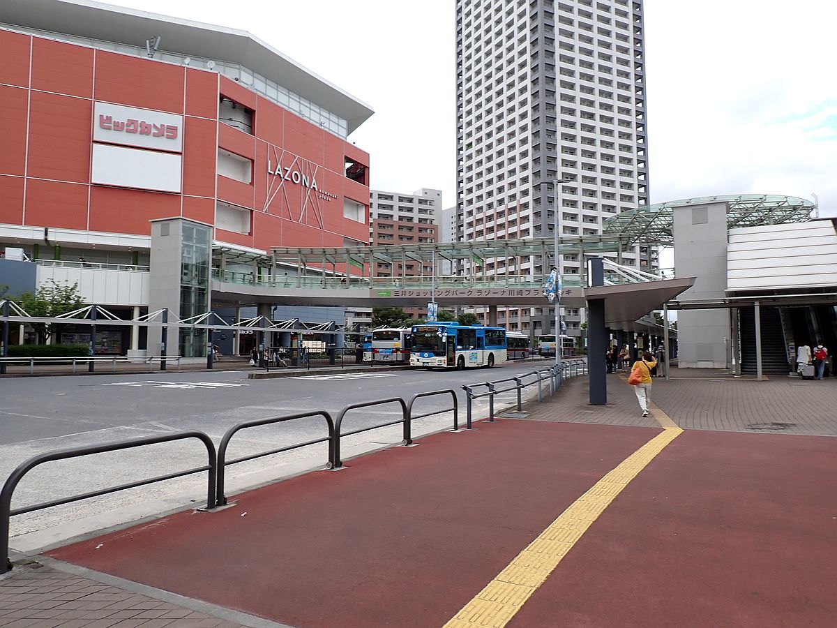 川崎駅ラゾーナ広場
