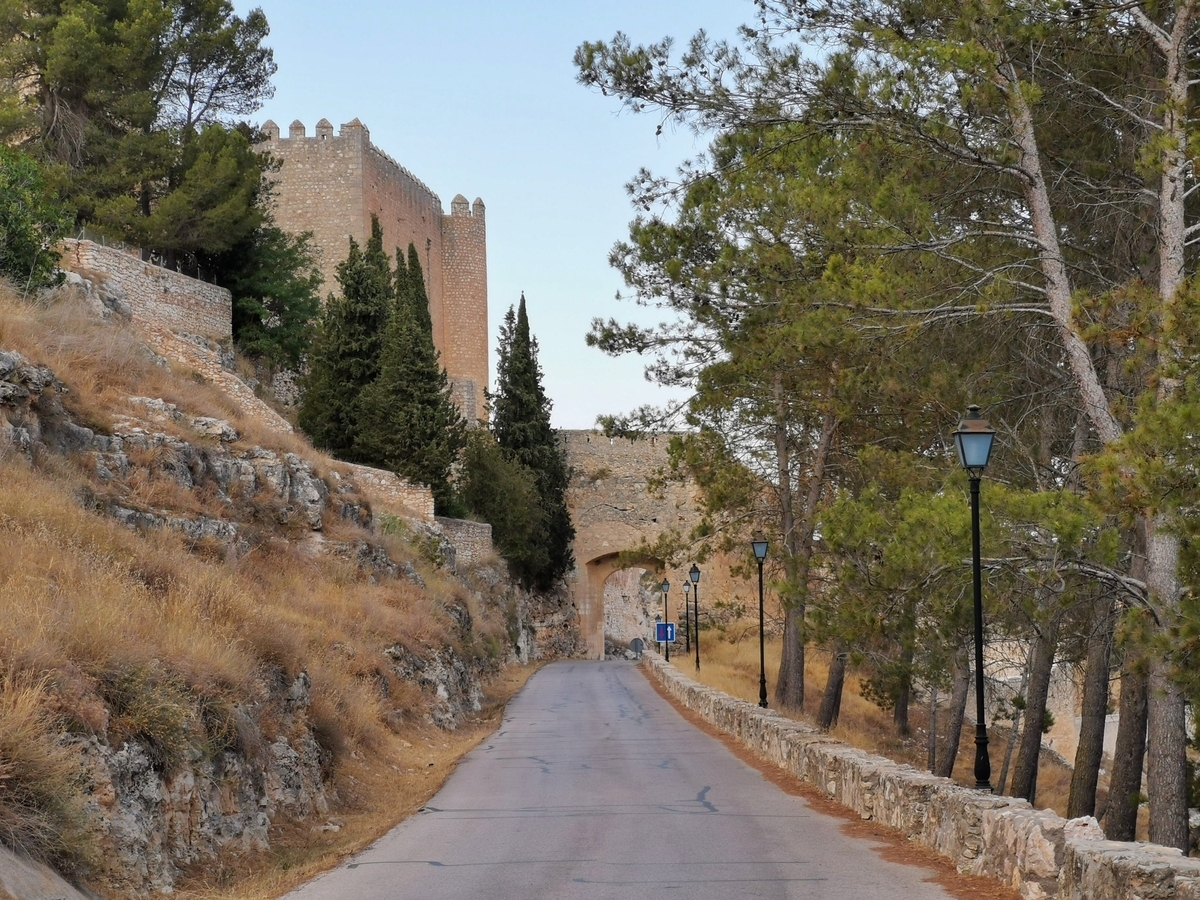 来た道を戻り、市街地の外へ出ます。