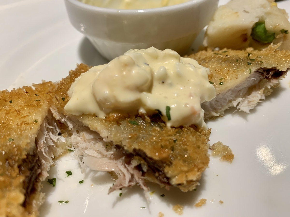 ワイン食堂ジョイーレの白身魚フライランチ