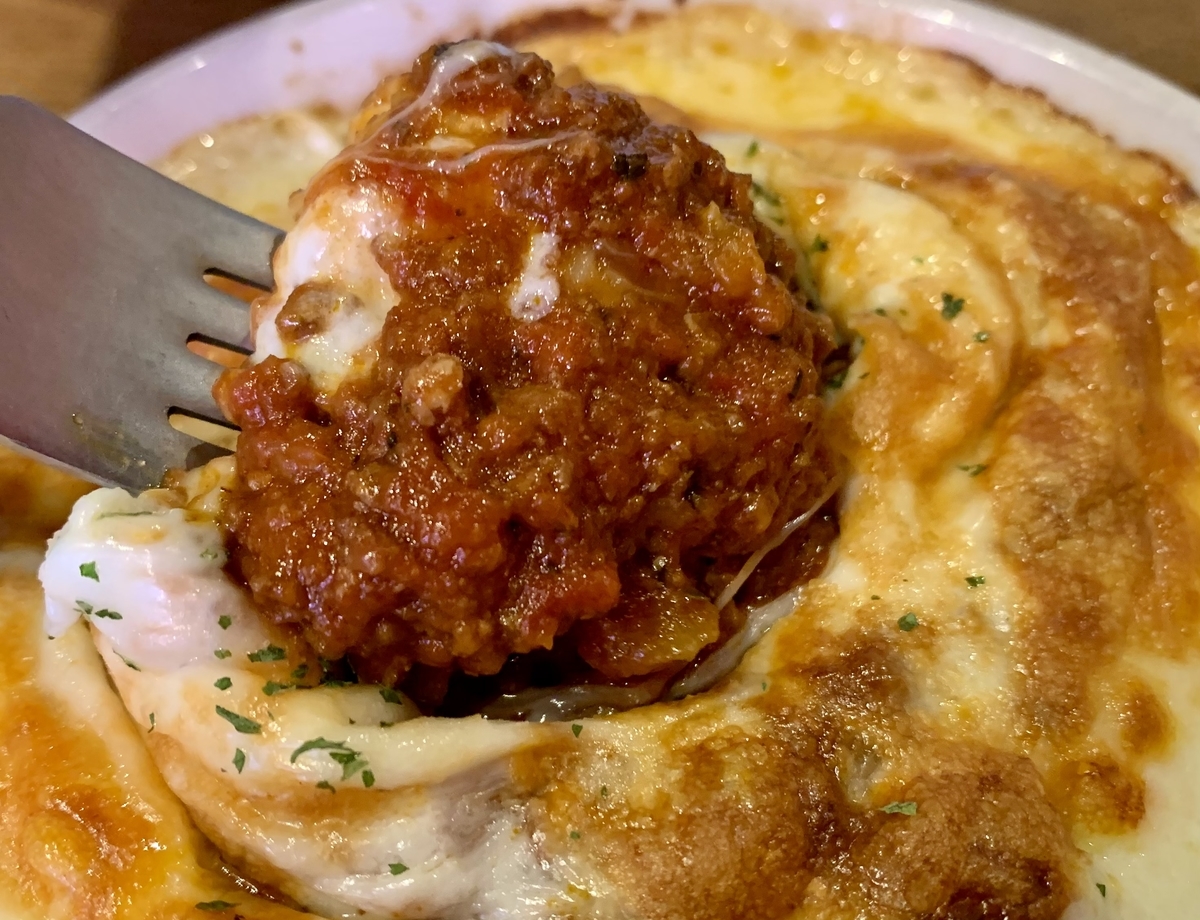 炭火焼きバル フォンターナ 大塚店のミートドリア