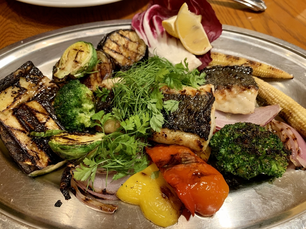 ヴィーニ エ サラーメ （VINI E SALAME） の魚のグリル