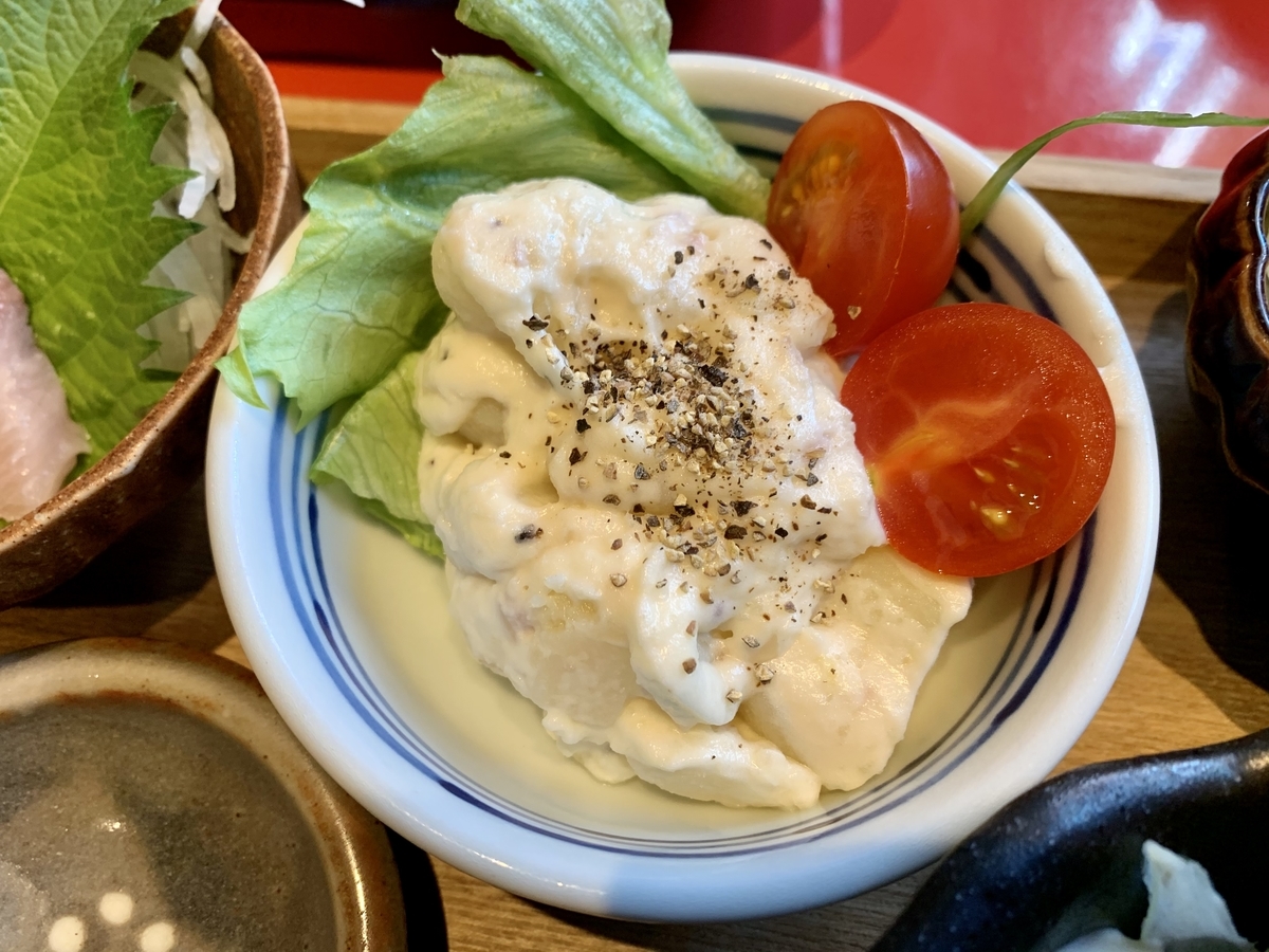 鍋と呑み処 左藤(さとう)総本店のポテトサラダ