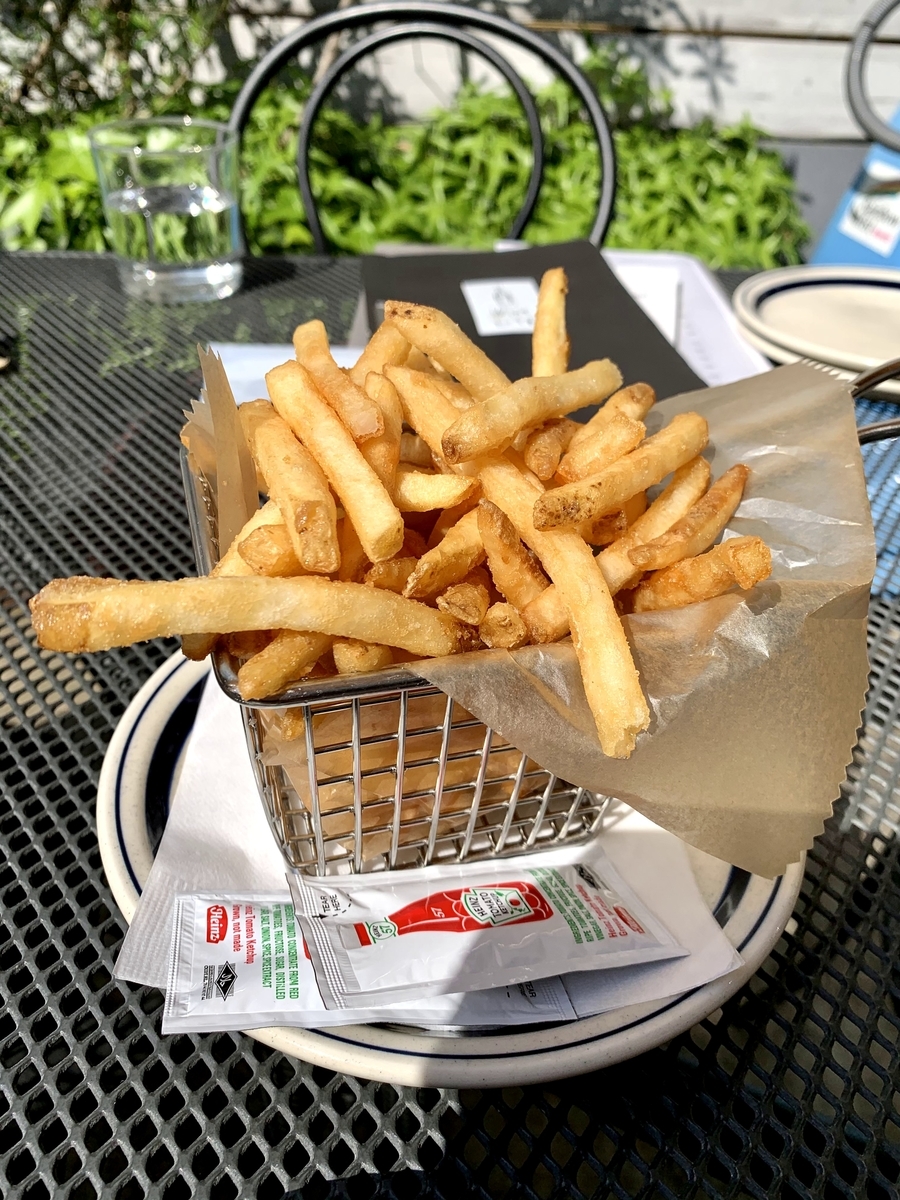 両国テラスカフェのフライドポテト