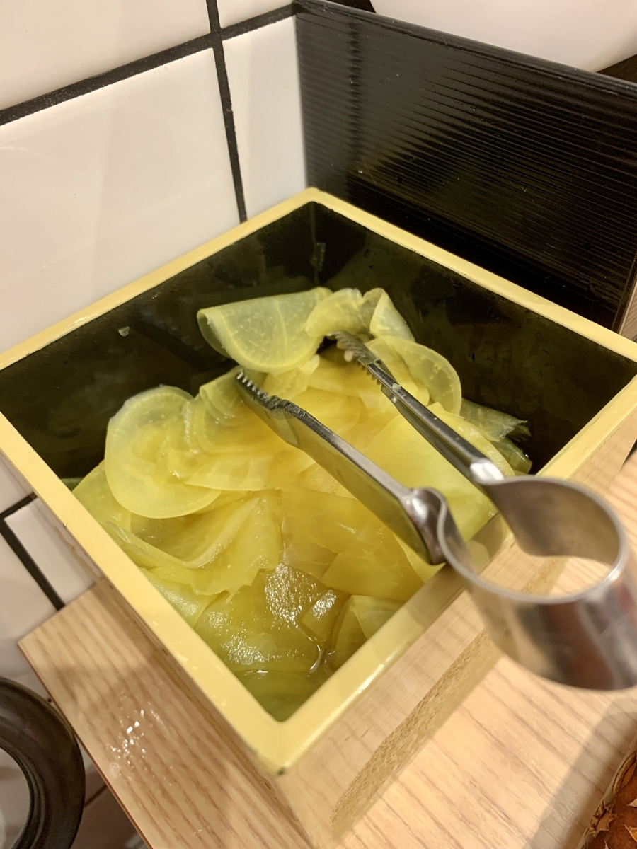 ブクギョンチャジャン 新大久保店のたくあん