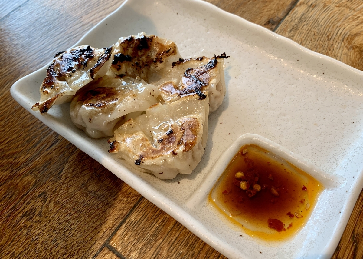 じげもんちゃんぽん Esola池袋店の一口餃子