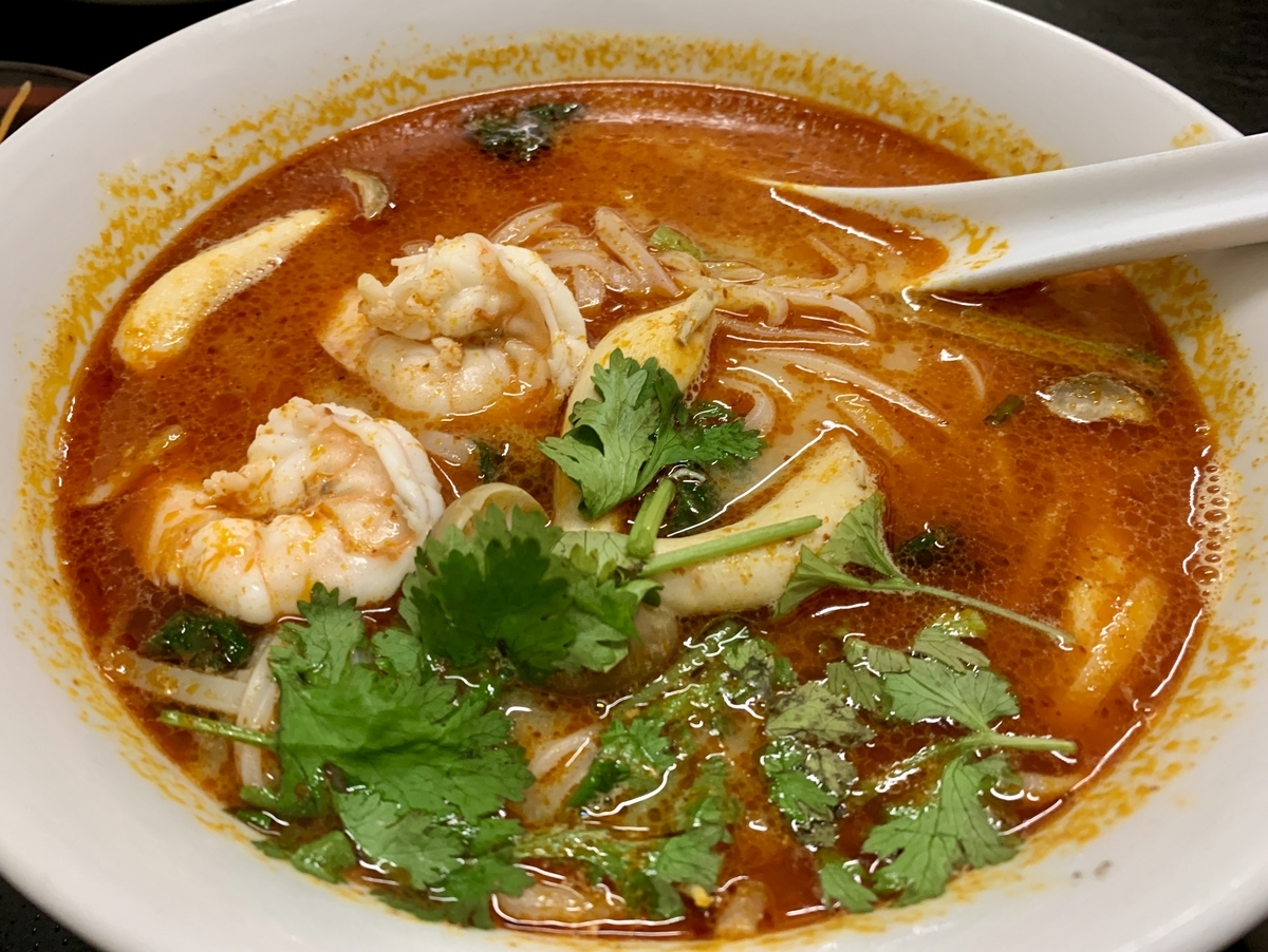 スタミナキッチンのトムヤムラーメン