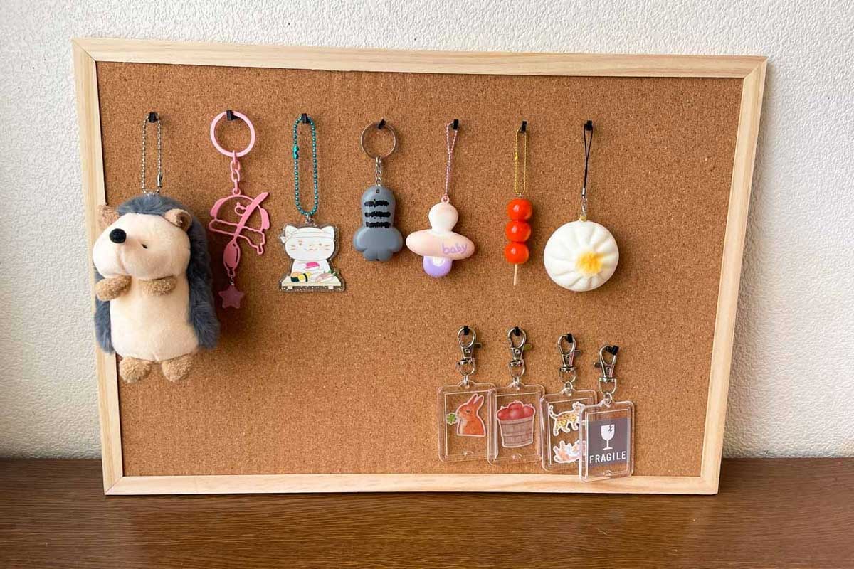 100セリア・無印良品にも「アクスタ収納ファイル・リフィル