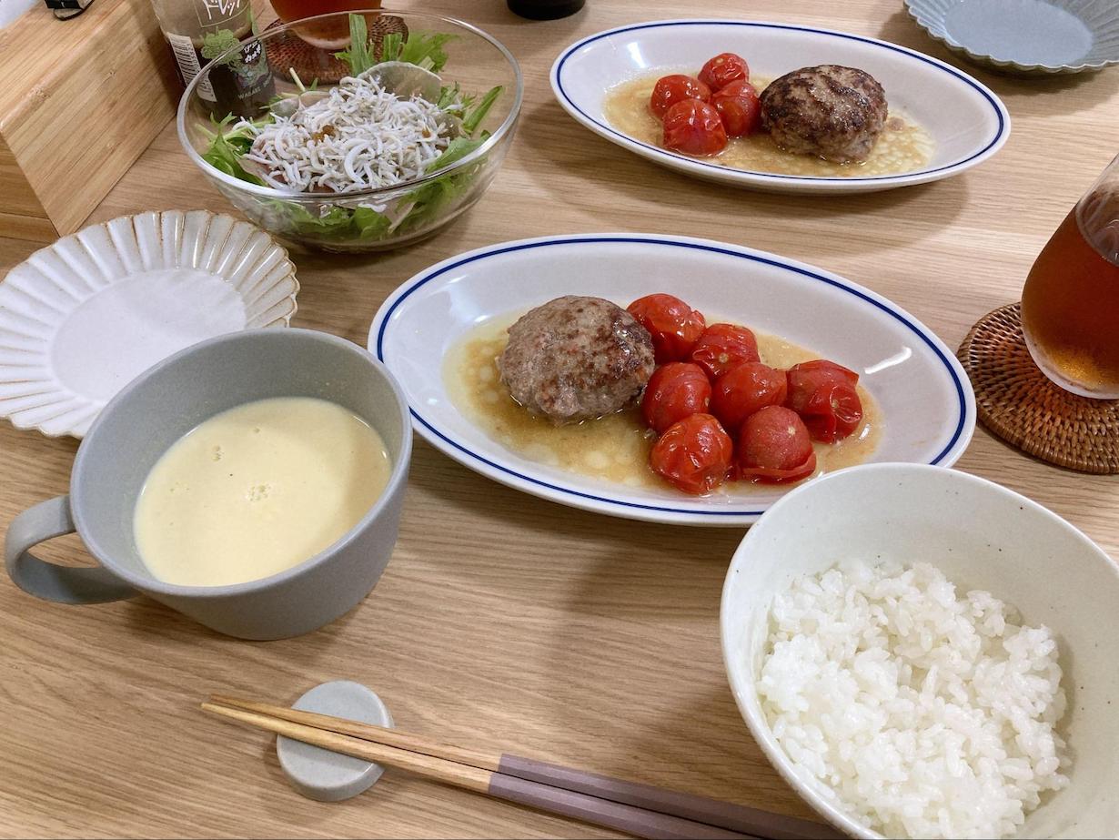 サタルニアローマブルーラインのお皿