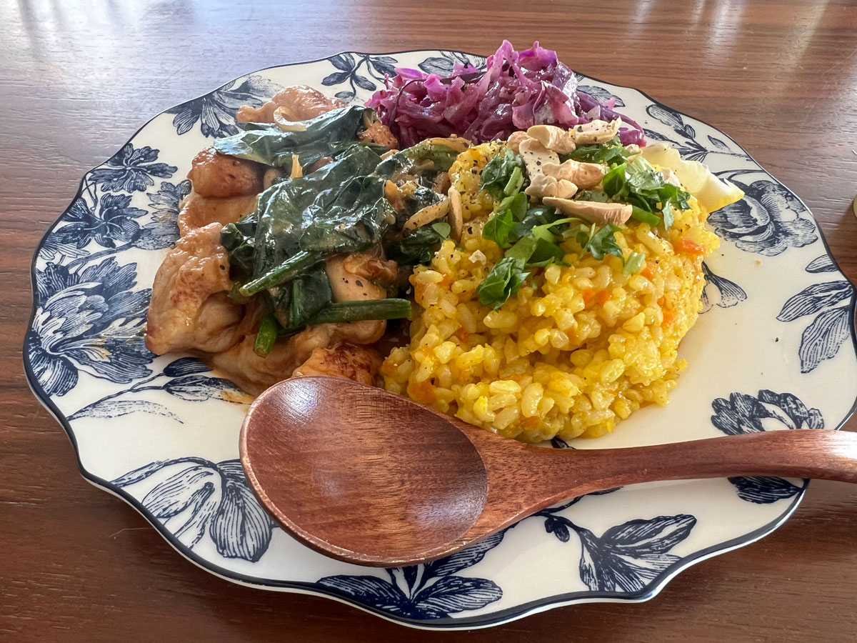 ほうれん草マサラチキンプレート