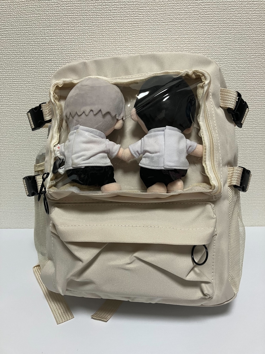 SUNEISUN　ぬいを入れた様子
