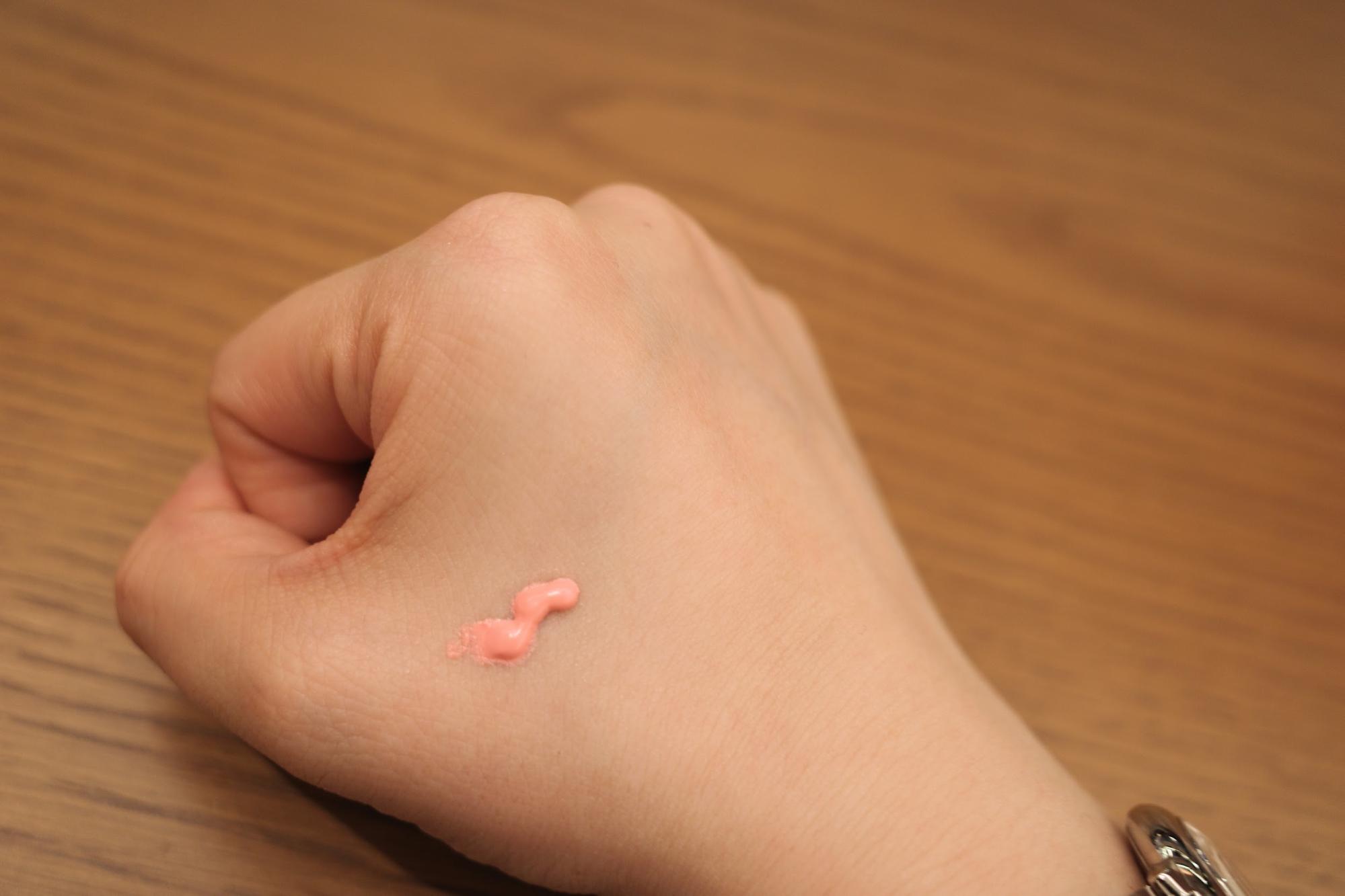 アリィー クロノビューティ カラーオンUV チーク 01