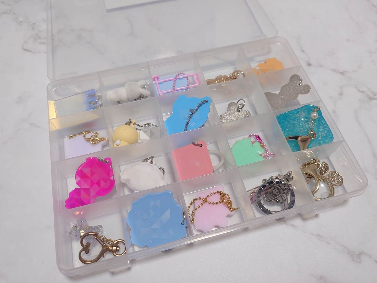 SIKIRI20にキーホルダーを収納した画像