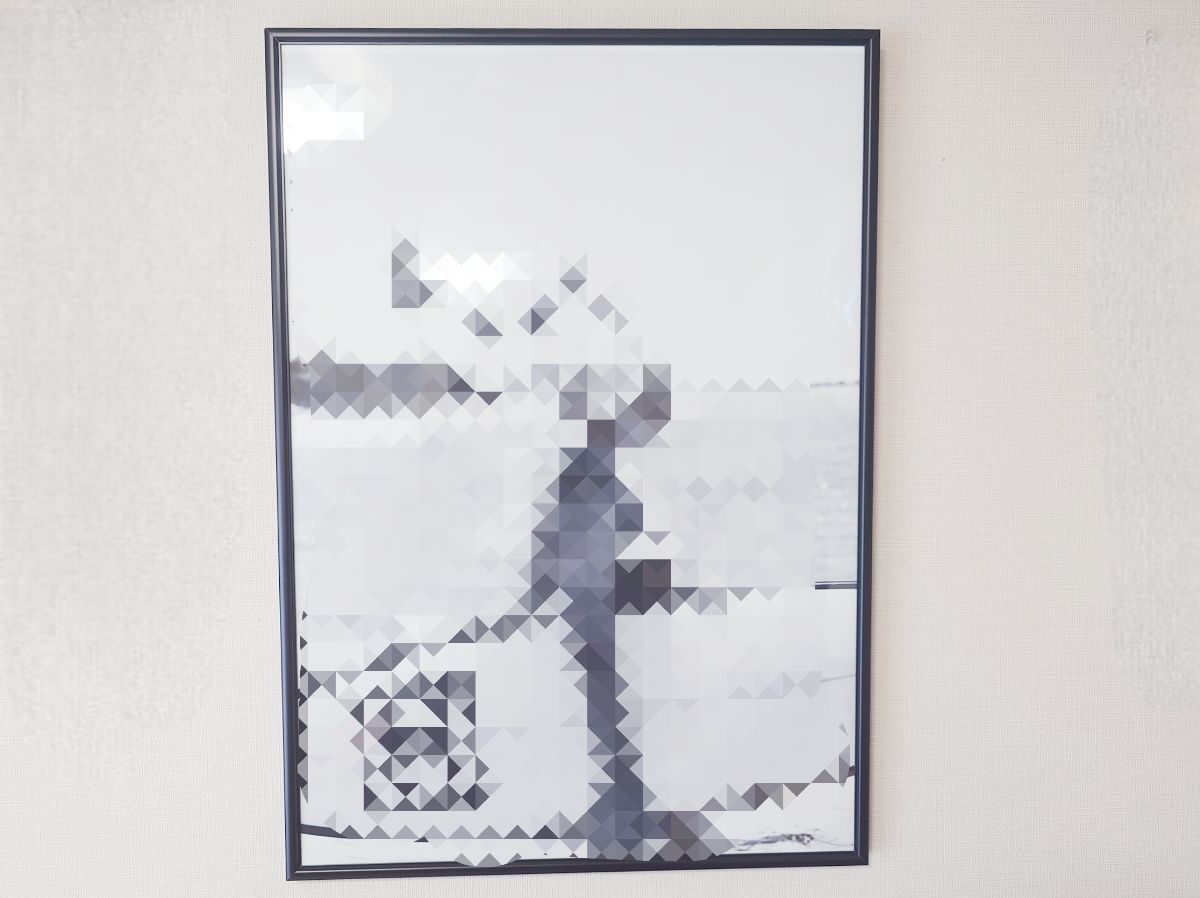 クリエイトタワー　ポスターフレームHT711でポスターを飾った画像