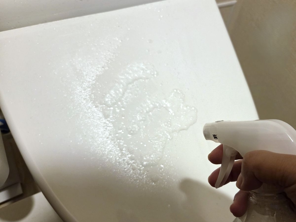 無印良品希釈洗剤セットで掃除している画像