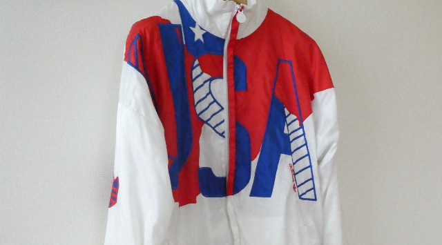 最近買ったナイロンジャケット：80s アディダス - そろそろ趣味