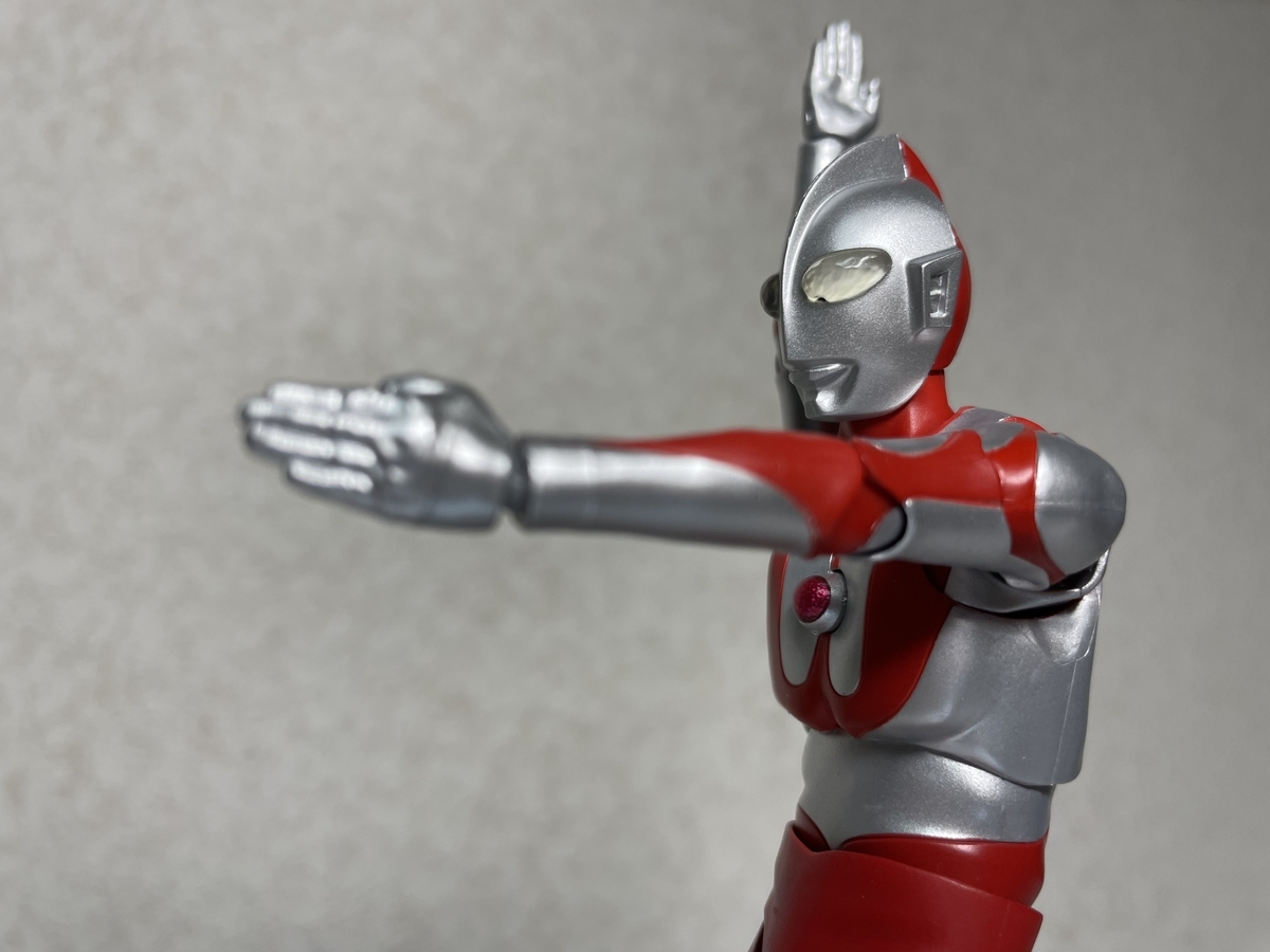 真骨頂 ウルトラマン Amazon | TAMASHII NATIONS S.H.フィギュアーツ ウルトラマン