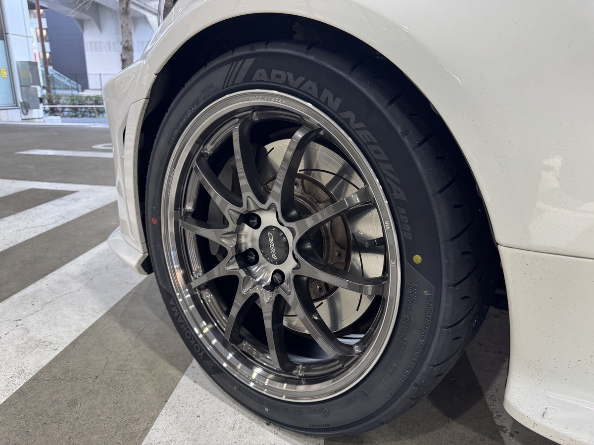 GRヤリスにRAYS VOLK RACING CE28N-plus SLとADVAN NEOVA AD09を 