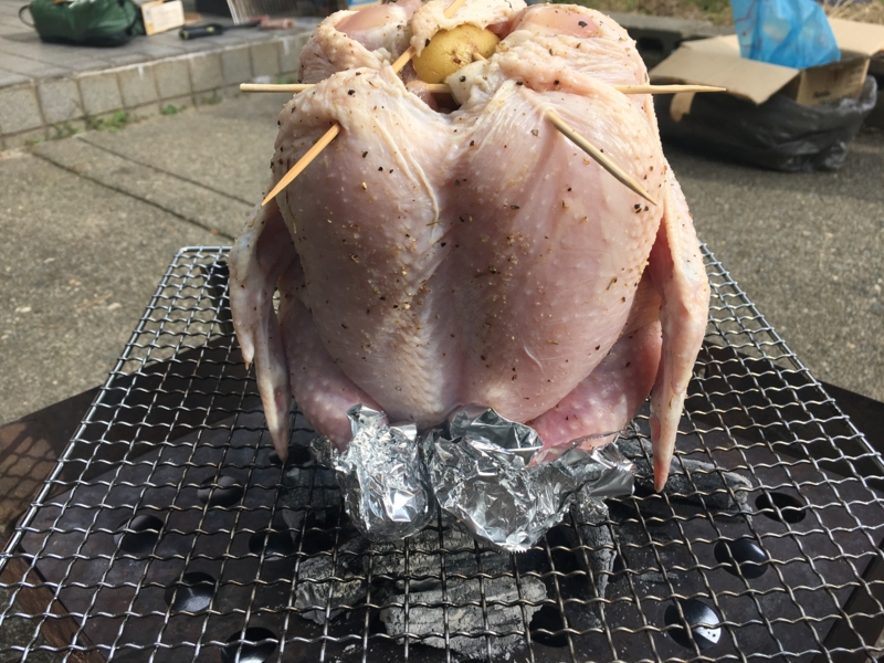 ビア缶チキン 丸鶏 作り方