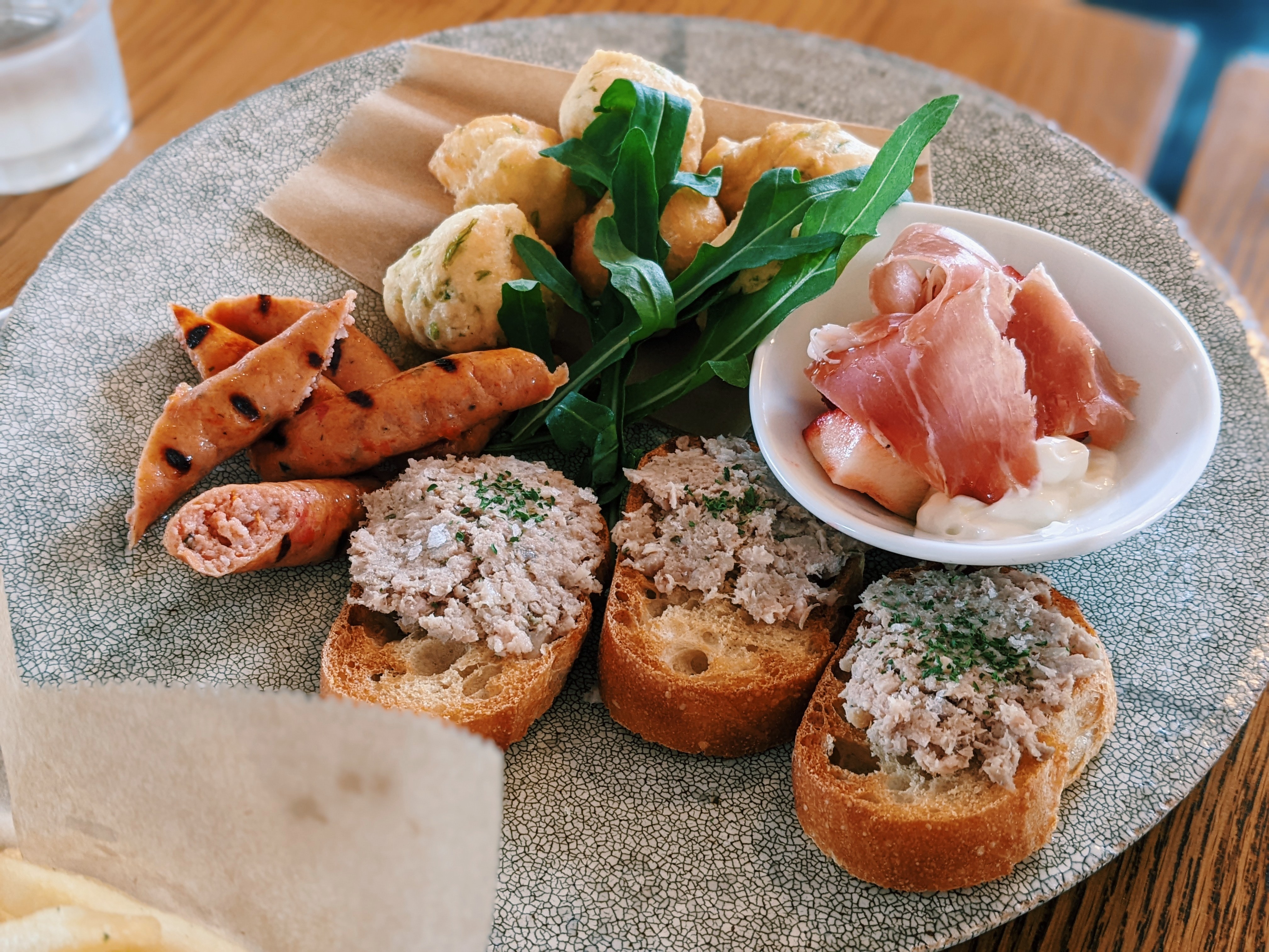 葉山の海辺に佇む レストラン ラ マーレ でカジュアルランチ Gadget Girl