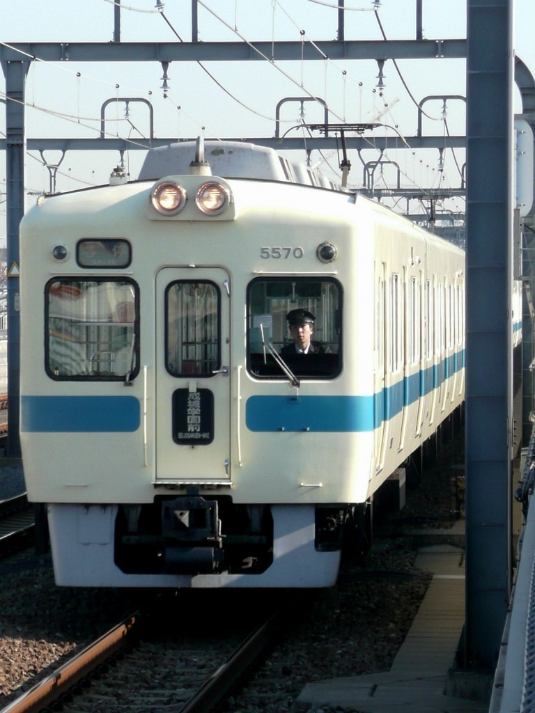 5270F充当の各停成城行き！（2007年12月21日、祖師ヶ谷大蔵駅にて）