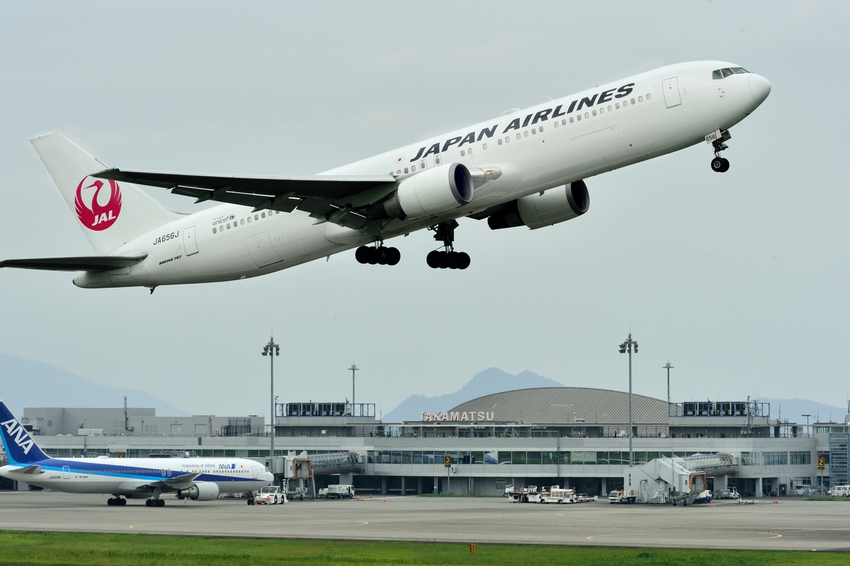 高松空港 Jal東京便 767復活 のりもの 撮影日記