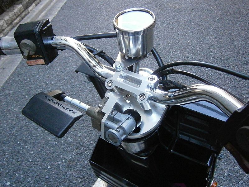 ライディングポジションをカスタマイズするジャイロXハンドルセット