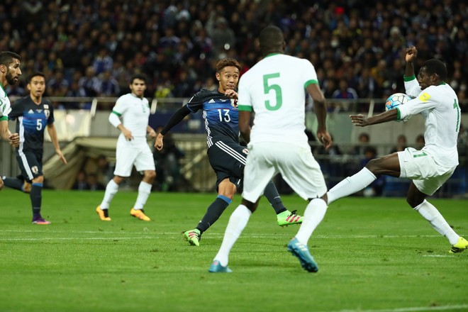 サッカー・ダイジェストが公開した問題のシーン 画像:サッカー・ダイジェストが公開した問題のシーン