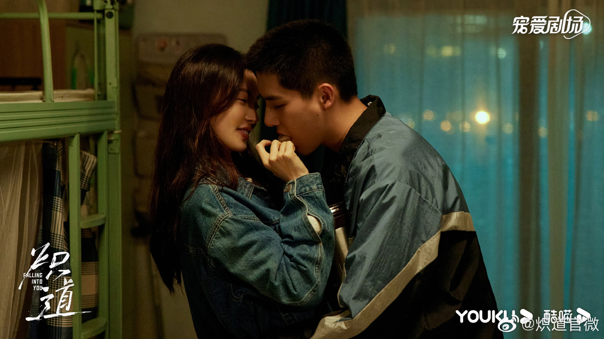 中国ドラマの印象的なキスシーンを語る - 感同身受