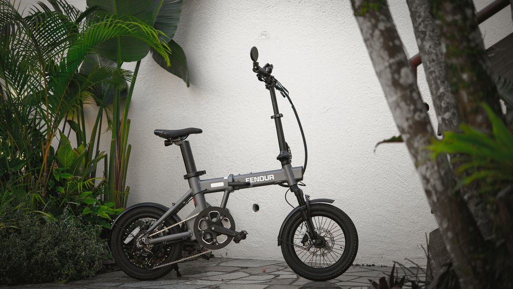 電動アシスト自転車 EENOUR C1: シマノMF-HG50-7とRD-FT35-A-SS - すり