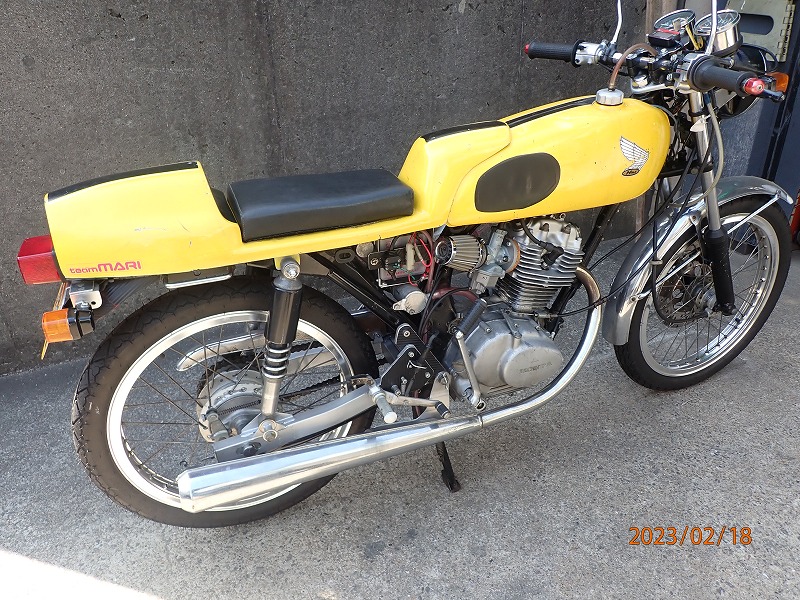 CB125 中華ホンダ エンジン始動 異音無 実動 愛知県豊橋市～ ホンダCB400SF NC39 エンジンからの異音で緊急入院！ - YouTube