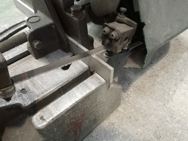 例えばステンレス加工と鉄加工との違いは何ですか？2000円 ...