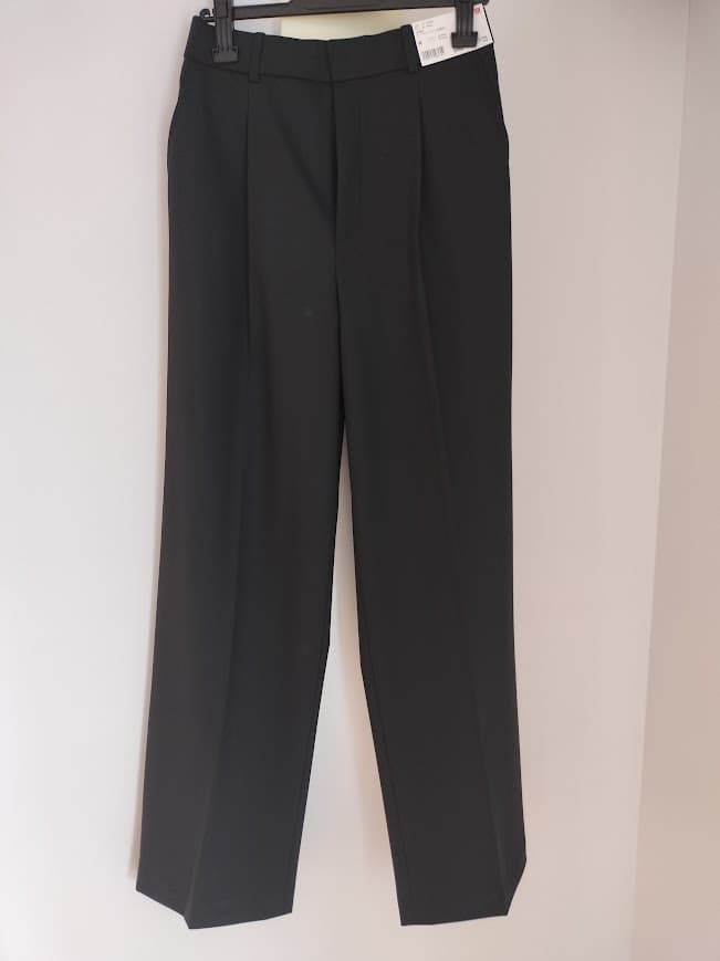 ユニクロ タックワイドパンツ