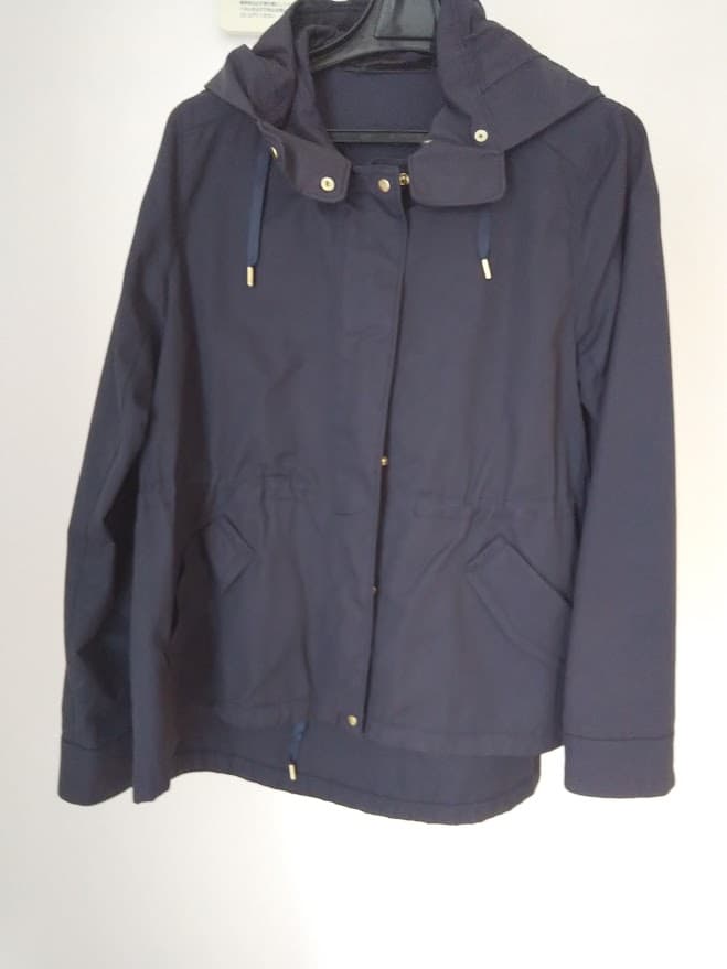 ナチュラルビューティーのマウンテンパーカー